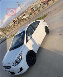 هیوندای ئەکسنت
